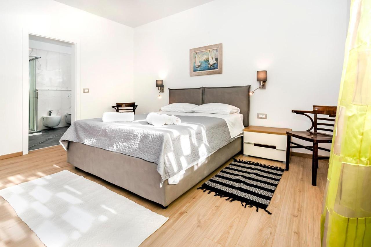 Apartments El Corsaro Ρόβινι Εξωτερικό φωτογραφία
