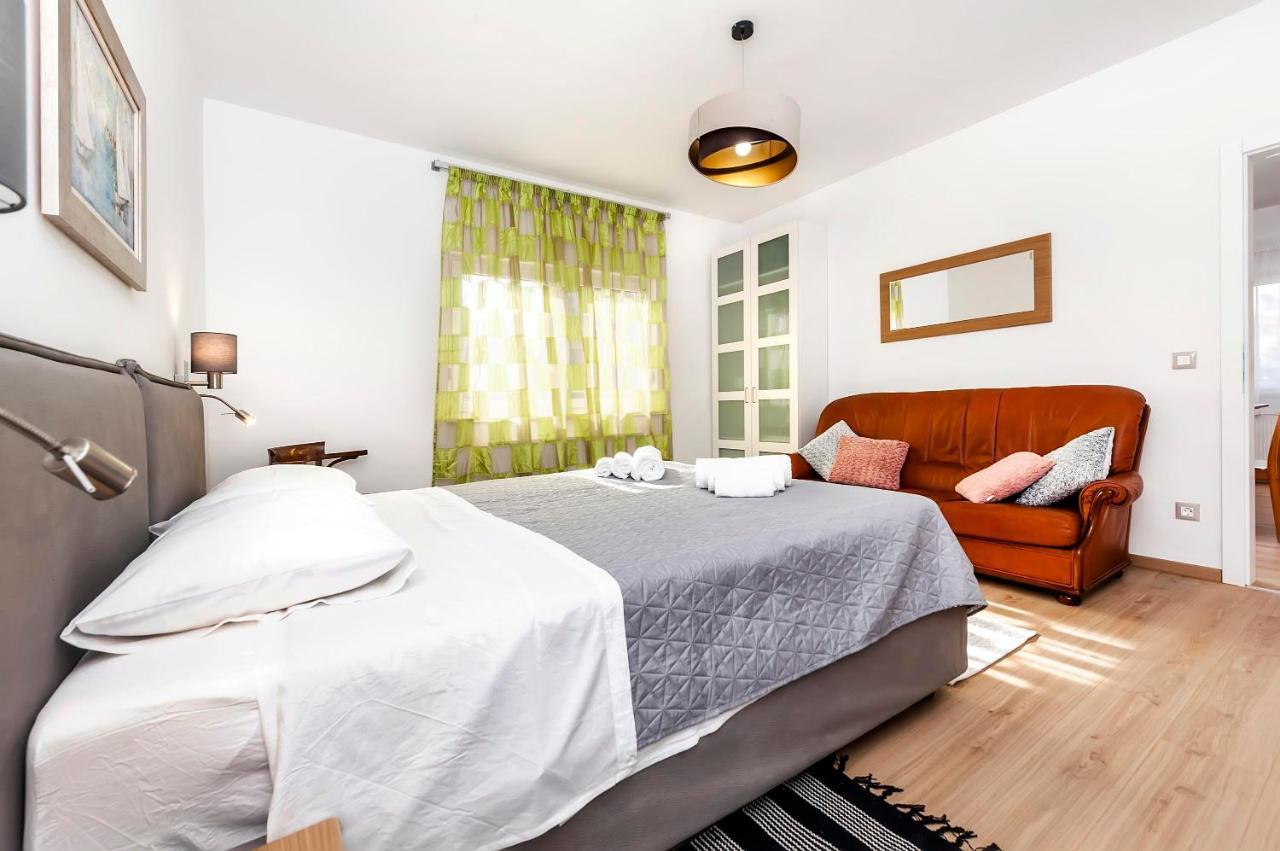Apartments El Corsaro Ρόβινι Εξωτερικό φωτογραφία