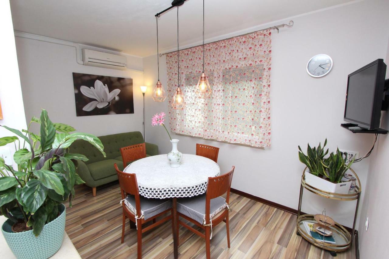 Apartments El Corsaro Ρόβινι Εξωτερικό φωτογραφία