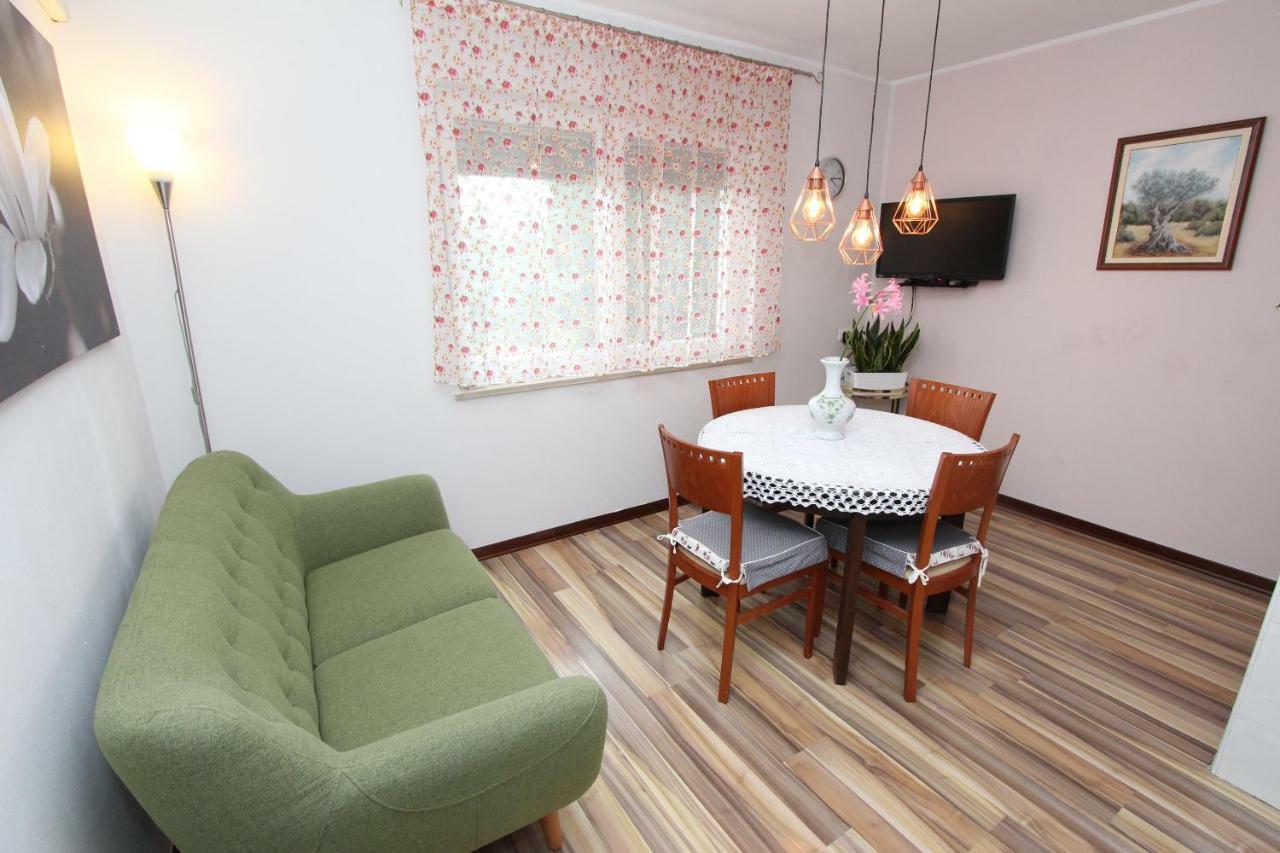 Apartments El Corsaro Ρόβινι Εξωτερικό φωτογραφία